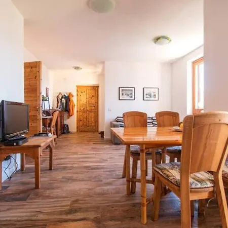 Apartment Climbing House Alveare *
